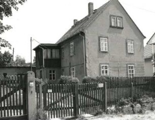 Radebeul, Gutenbergstraße 22. Wohnhaus (1872)