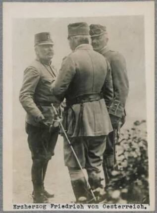 Erzherzog Friedrich von Österreich, Herzog von Teschen : (ganze Figur, in Begleitung)