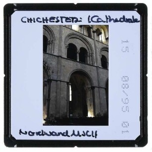 Chichester, Kathedrale : Nordwand Mittelschiff