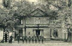 Soldaten vor der Hauptwache in Ratzeburg