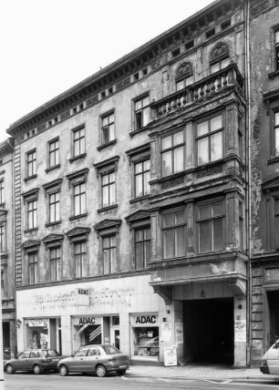 Görlitz-Altstadt, Luisenstraße 8. Wohnhaus mit Laden (um 1875). Straßenansicht