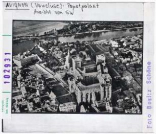 Avignon: Papstpalast, Ansicht von Südwesten