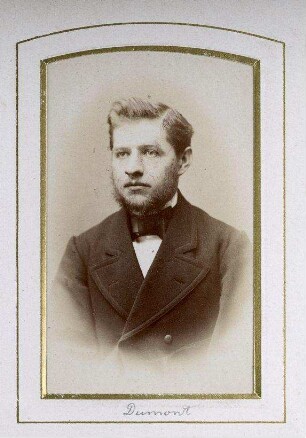 Dumont