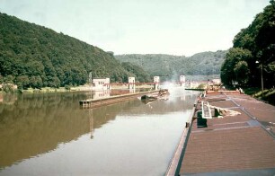 Staustufe Guttenbach/Neckar