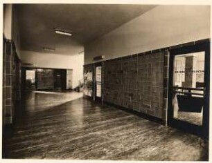 Reichsversicherungsanstalt für Angestellte, Berlin-Wilmersdorf Erweiterung: Innenansicht Korridor