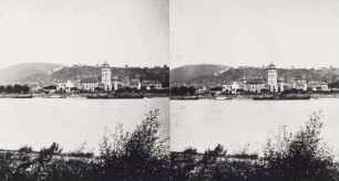 Oberlahnstein. Stadtansicht mit Martinsburg : Lahnstein-Oberlahnstein. Stadtansicht mit Martinsburg. Blick von Süden über Rhein gegen Burgruine Lahneck