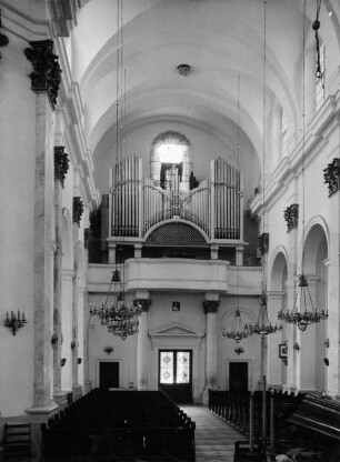 Katholische Kirche Mariä Geburt, Холм, Polen