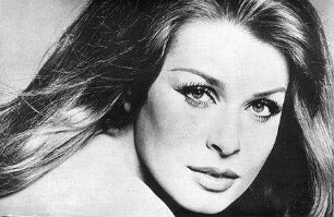 Senta Berger