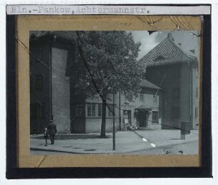 Berlin, Wohnanlage Achtermannstraße 38-48, Klaustaler Straße 12-15, Paracelsusstraße 9-13, Prießnitzstraße 11-18 : SW-Ecke mit Laden