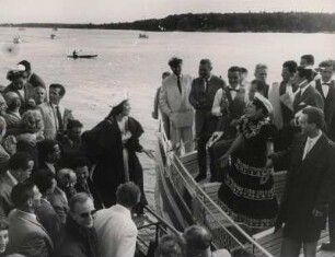 Catarina Valente [mit der Gloria Flotte auf der Havel]