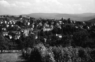 Baden-Baden: Bergschloss, von gegenüberliegender Höhe (Forsthaus)