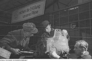 Zittau. VEB Phänomen Werke Zittau, Februar 1952
