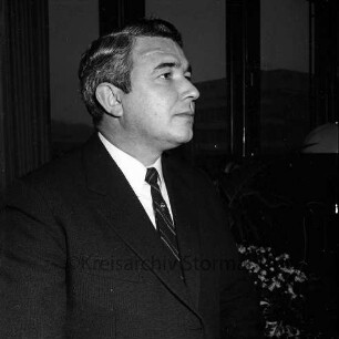 Samusch, Manfred: geboren 7. November 1931, gestorben 10. August 1991: Bürgermeister in Ahrensburg von 1966 bis 1991