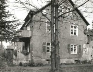 Dresden-Wachwitz, Wachwitzer Weinberg 9. Wohnhaus (um 1925, Umbau 1929)