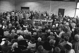 Antiquitäten-Auktion mit Versteigerung in der Karlsruher Nancyhalle