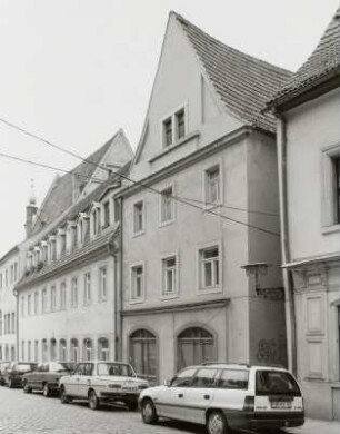 Wohnhaus mit Laden : Wohnhäuser mit Läden (1790 [6 ?]; 16. Jh., Umbau 18. Jh.)