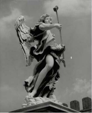 Engelfigur auf der Engelsbrücke