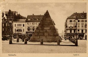 Erster Weltkrieg - Feldpostkarten. "Karlsruhe - Pyramide"