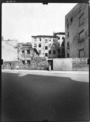 Görlitz-Altstadt, Brunnenstraße. Wohnhäuser. Straßenfront