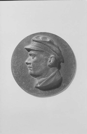 Porträtmedaillon Ernst Thälmann : Porträtmedaillon Ernst Thälmann. Bronze (vor 1962; W. Arnold)