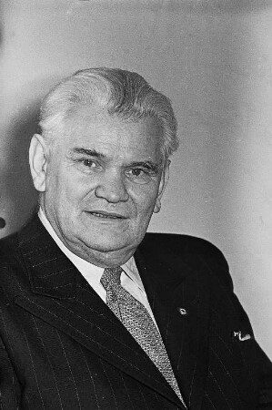 Dresden. Max Seydewitz, Ministerpräsident, 1947-1952, der sächsischen Landesregierung Sachsen, 1950