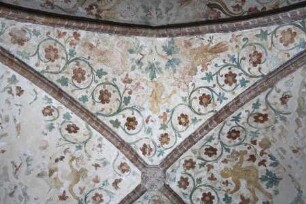 Gewölbebilder mit Drolerien, Ranken- und Laubwerk — Drolerien, Vögel, Ranken- und Laubwerk — Nördliche Gewölbekappe