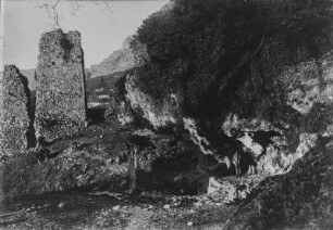 Burgruine : Blick auf die Burgruine von Skanderbeg in Kruja