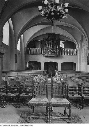 Berlin-Dahlem. St. Annen-Kirche, Inneres nach Westen