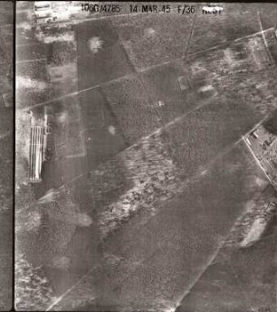 Amerikanische Luftbildaufnahmen von Kriegszerstörungen