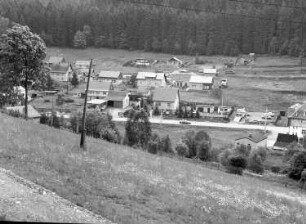 Klingenthal-Zwota. Ortsteilansicht mit Kleingartenanlage