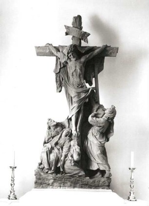 Grabmal Balthasar Permosers : Grabmal Balthasar Permosers. Sandstein; Höhe 3,42 m (1730/1731; B. Permoser). Dresden-Friedrichstadt, Alter Katholischer Friedhof, Kapelle