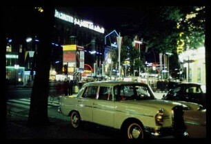 Kurfürstendamm 11.7.64.