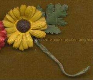 Deutsches Rotes Kreuz, Wiesen- und Feldblumen (Margerite), Spendenabzeichen zugunsten des Kriegswinterhilfswerks 1942
