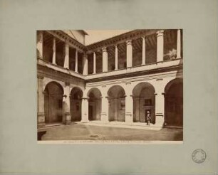 S. Maria della Pace, Rom: Kreuzgang