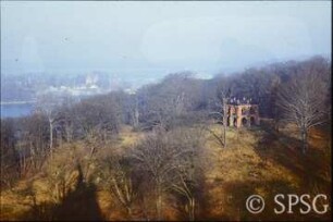 Potsdam, Park Babelsberg, Parkansicht mit Gerichtslaube.