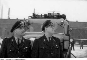 Dresden. Feuerwehr, Brandschutzübungen, Leitstelle, etc., Mai 1964