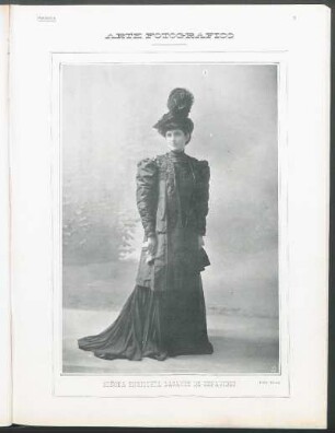 [Fotografía de] Arte fotográfico - Señora Enriqueta Lasarte de Benavides