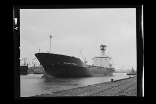Columbus Virginia (1977), Containerschiff, Hamburg Südamerikanische Dampfschifffahrts-Gesellschaft A/S & Co KG (HSDG), Antwerpen, Bau-Nr. 992