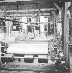 Garn-Aufbäumerei : Technikgeschichte | Technologie | Fasern, Gespinste und Gewebe | Sammetweberei | Mechanische Weberei zu den Linden