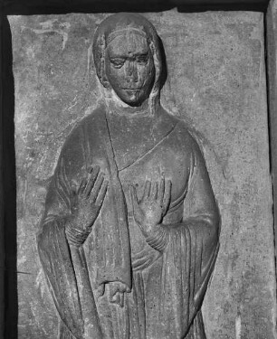 Szenen der Grablege Christi, umrahmt mit reichem vegetabilen Ornament — Maria Magdalena