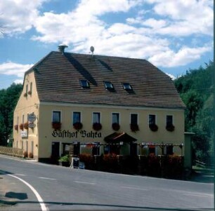 Gasthof Bahra : Bad Gottleuba-Berggießhübel-Bahra, Talstraße 11. Gasthof Bahra. Straßenansicht