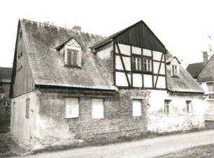 Pfaffroda-Dittmannsdorf, Dorfstraße 17. Wohnhaus Nummer 49