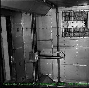Detailaufnahme einer Heißen Zelle der Wiederaufarbeitungsanlage Karlsruhe (WAK)