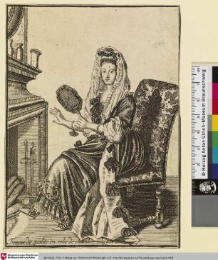 Femme de qualité en robe de chambre d'hyver