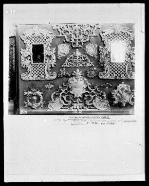 durchbrochene Rahmen und Ornament