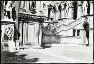 Venedig. Innenhof des Palazzo Ducale mit der Scala dei Giganti