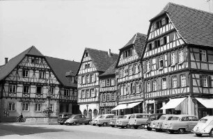 Bretten: Marktplatz mit Fachwerkhäusern