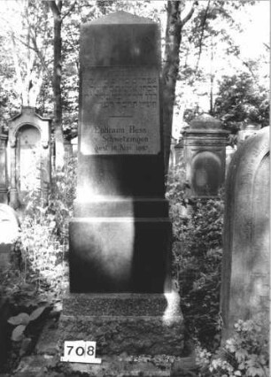 Grabstein 708