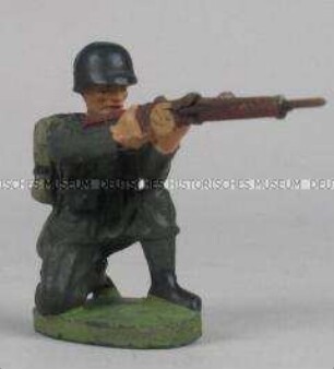 Amerikanischer Soldat (?), knieend