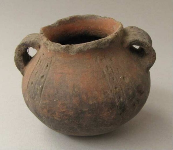 Clay vessel